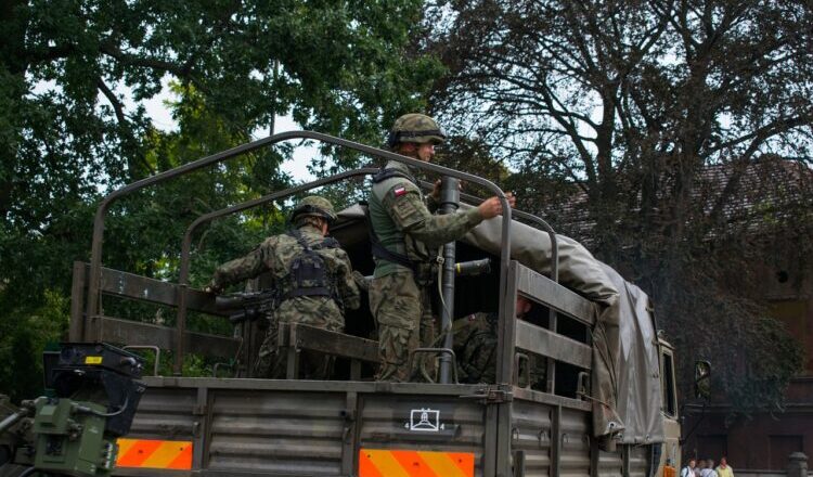 Żołnierze obrony przeciwlotniczej Sił Zbrojnych RP na terenie powiatu wołomińskiego