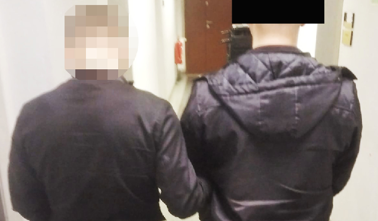 W samochodzie i garażu ukrywał aż 4,5 kg narkotyków