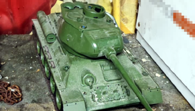 Policjanci złapali złodzieja... czołgu