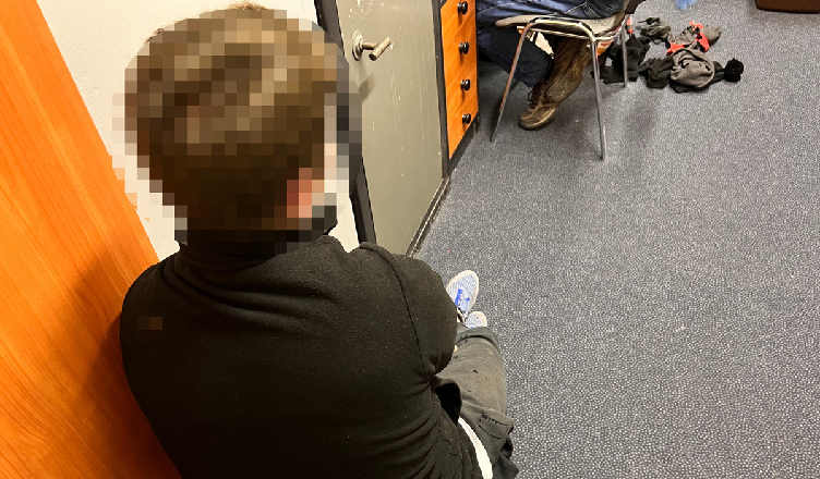 Policja złapała mężczyzn którzy włamywali się do podwarszawskich domów