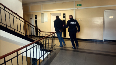 Celowo zarysował dwa auta - grozi mu do 5 lat więzienia