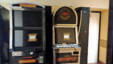 Blisko dwa kilogramy narkotyków i nielegalne gry hazardowe - właścicielowi grozi długa odsiadka