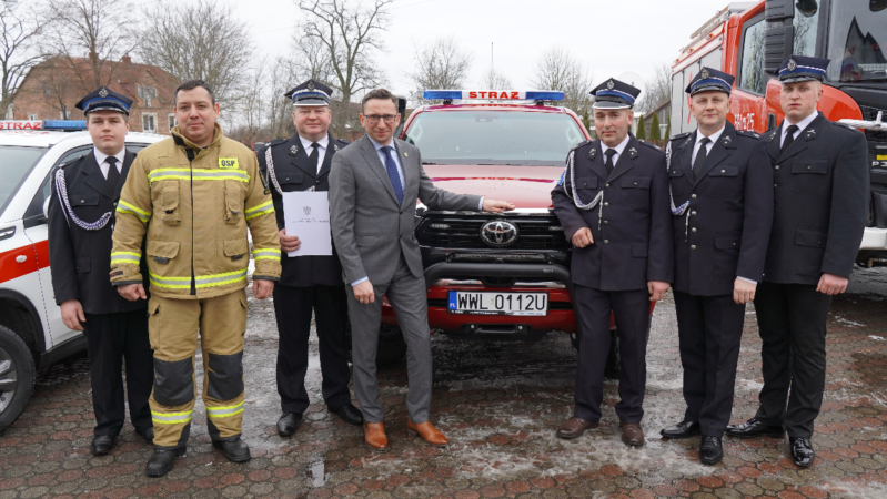 Lekki samochód ratownictwa technicznego dla OSP Roszczep
