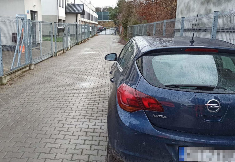 Marki - nie zastawiaj dróg dojazdowych