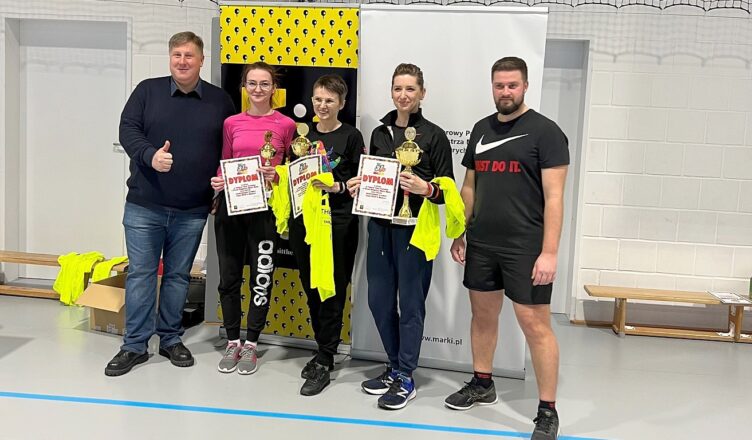 Marki - zagrali w tenisa stołowego dla Orkiestry