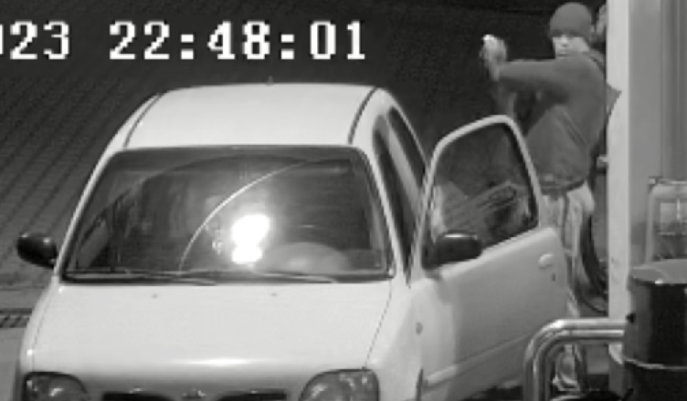 Policja poszukuje złodziei paliwa