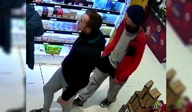 Policja szuka złodziei perfum - rozpoznajesz tych mężczyzn?