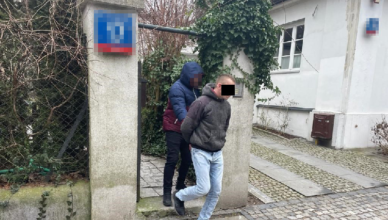 Podzielili się pracą przy włamaniu - razem trafili do aresztu