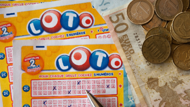 Pracowniczka sklepu uszkodziła ponad 3 tys. zdrapek... i prawie nic nie wygrała - usłyszała zarzuty