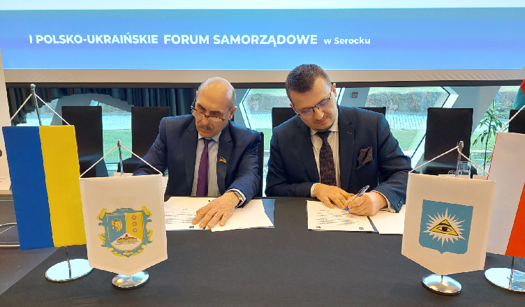 Gminy Radzymin i Niemiszajewo podpisały umowę partnerską