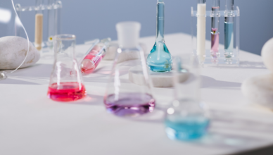 Ząbki - SP nr 2 poszukuje nauczyciela chemii