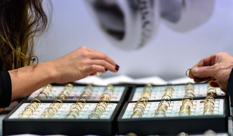 Wybieramy meble ekspozycyjne, czyli zobacz, czego nie możesz przeoczyć