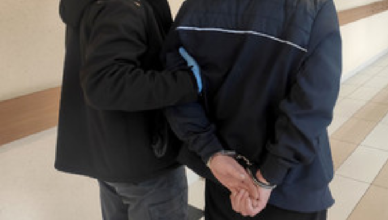 Pijany za kierownicą i z narkotykami - żeby uniknąć kłopotów spróbował przekupić policjantów