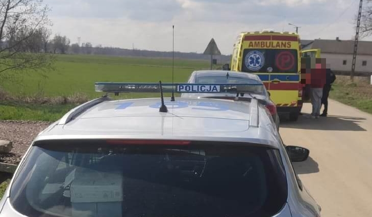 82-latka pojechała rowerem do kościoła i zaginęła - policjanci odnaleźli ją 30 kilometrów od domu