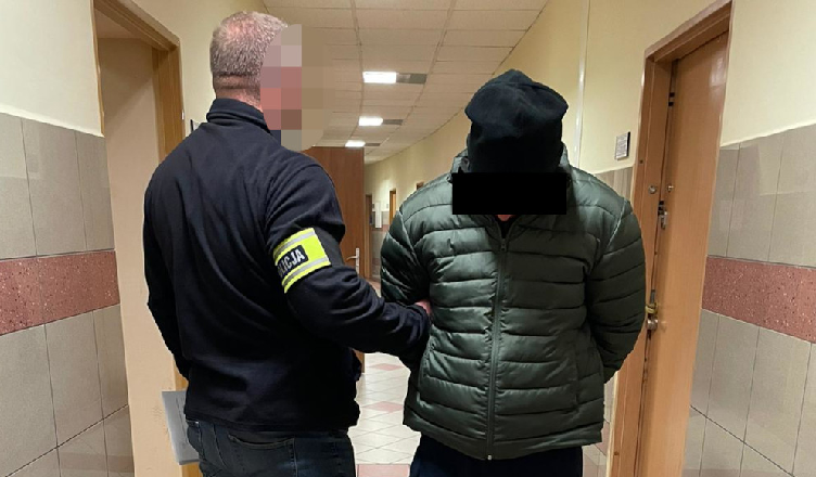 Sprawa podpalenia drzwi - jest trzeci zatrzymany