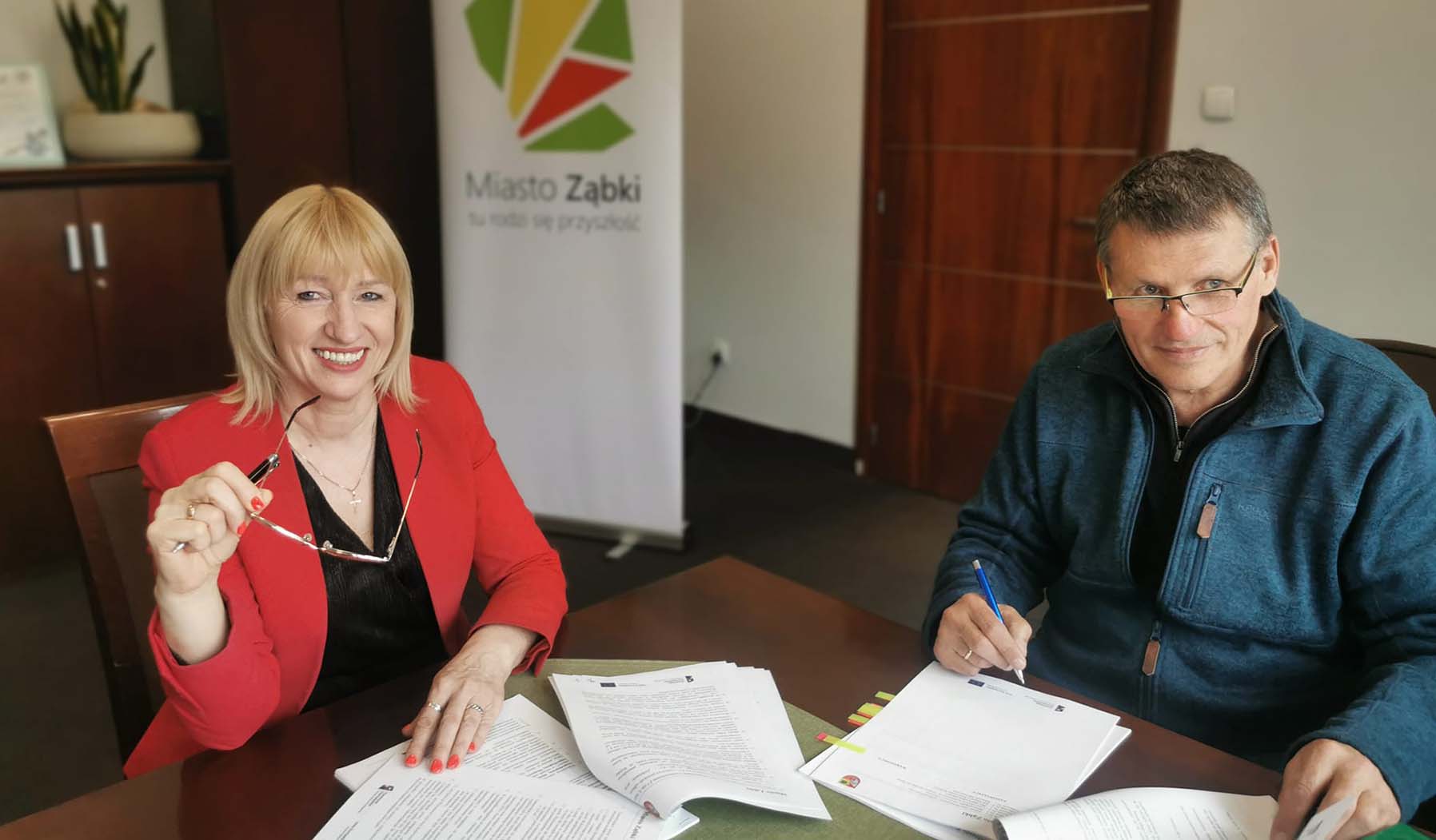 Ząbki - umowa na przebudowę 4. dróg podpisana - ul.Bema, ul.Niepodległości, ul.Mickiewicza i ul.Parkowa