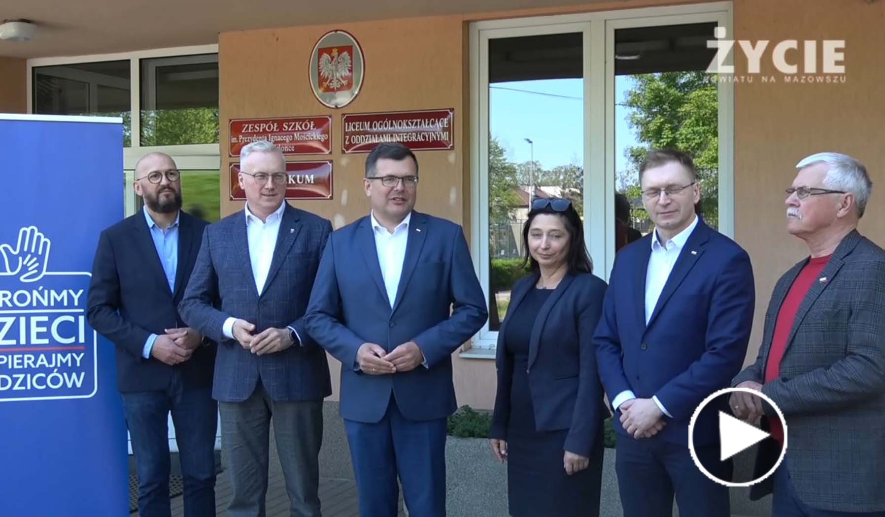 Chrońmy dzieci, wspierajmy rodziców - pierwsze podpisy w powiecie wołomińskim