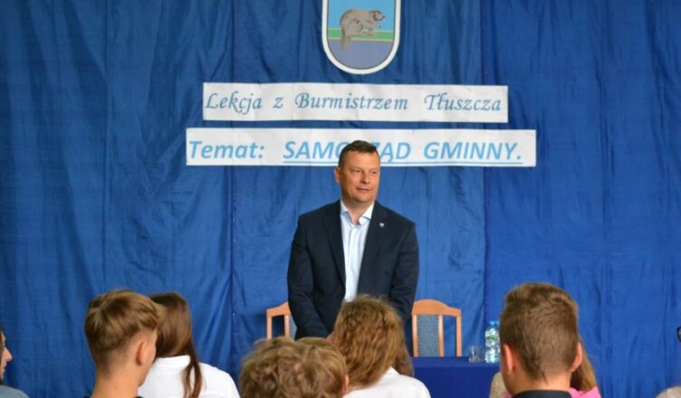 Tłuszcz - lekcja z Burmistrzem w ZS w Postoliskach
