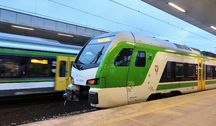 Wakacyjne zamknięcie linii średnicowej podmiejskiej