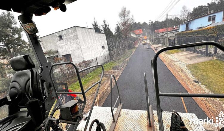 Marki - kolejne nakładki asfaltowe