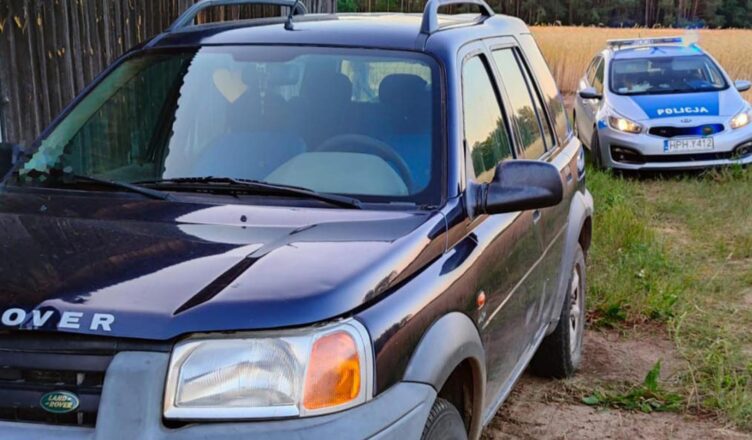 Ostrołęccy policjanci zatrzymali po pościgu pijanego kierowcę