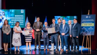 Podpisanie umowy na budowę schroniska dla zwierząt na terenie gminy Otwock