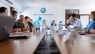 Bezpieczne wakacje 2023 – posiedzenie Mazowieckiego Wojewódzkiego Zespołu Zarządzania Kryzysowego