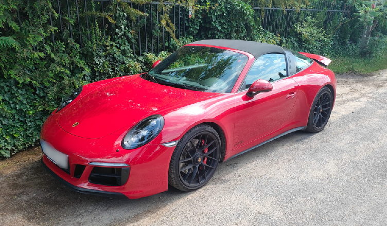 Unikał płacenia za drogie auto - do działania wkroczyli policjanci