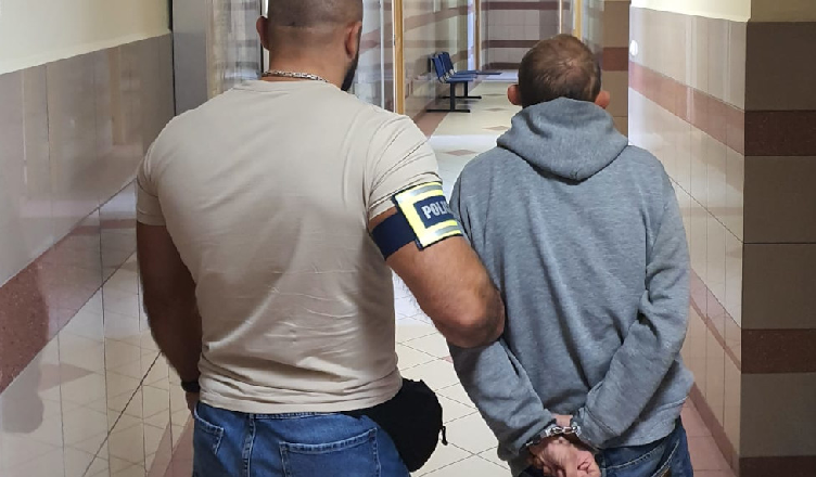 Podpalacz wiat śmietnikowych wyrządził wielotysięczne szkody