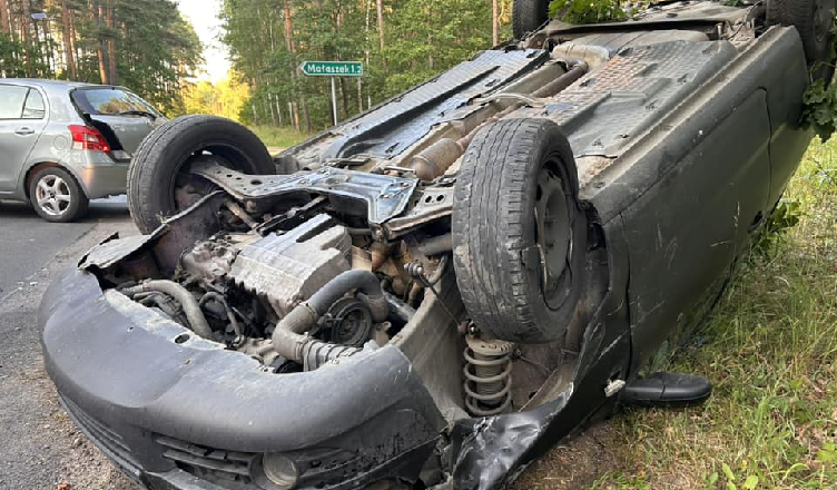 Nieustąpienie pierwszeństwa doprowadziło do groźnej kolizji