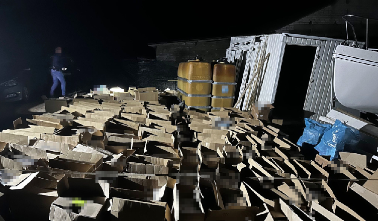 Ukradli papierosy o wartości ponad 1 miliona złotych - cztery osoby trafiły do aresztu