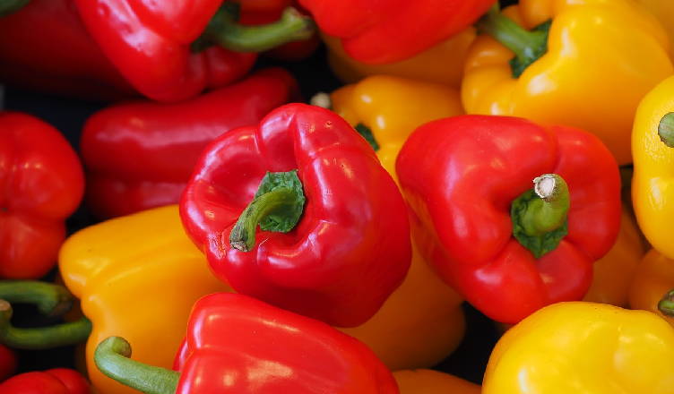 Miłość do warzyw, czy do szybkiego zarobku? - ukradł 300 kilogramów papryki