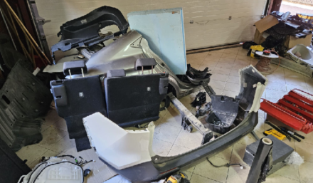 Policjanci namierzyli dziuplę, zatrzymali pasera i odzyskali skradzioną w Holandii Toyotę