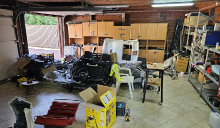 Policjanci namierzyli dziuplę, zatrzymali pasera i odzyskali skradzioną w Holandii Toyotę