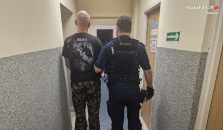 Zgodził się podwieźć kolegów znajomego do domu - został napadnięty i ukradli jego auto