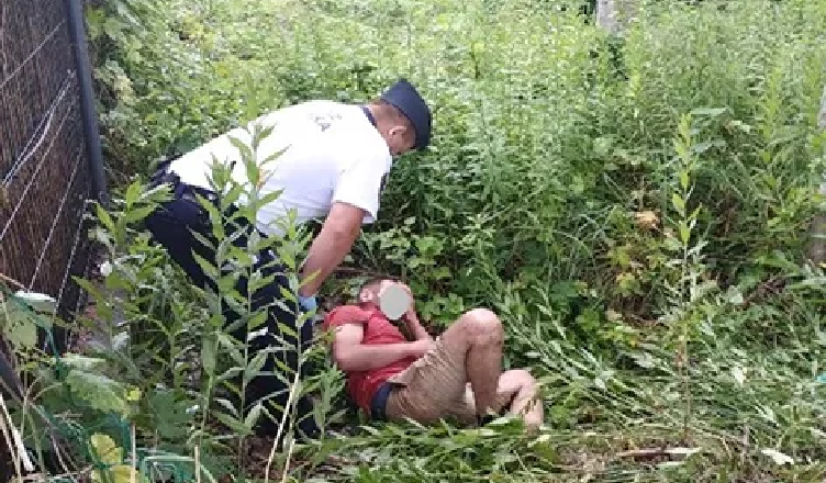 Wołomińska Straż Miejska walczy z piciem pod chmurką