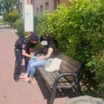 Wołomińska Straż Miejska walczy z piciem pod chmurką