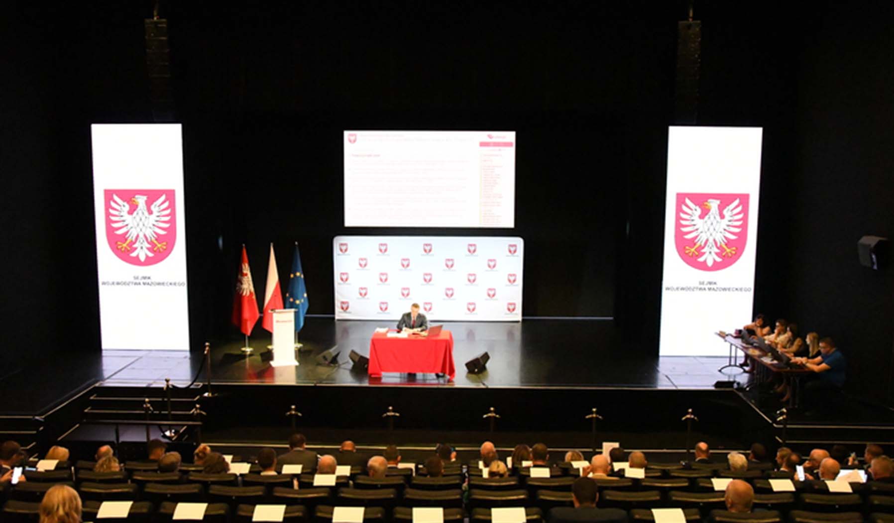 Radni województwa apelują w sprawie trudnej sytuacji branży rolno-spożywczej