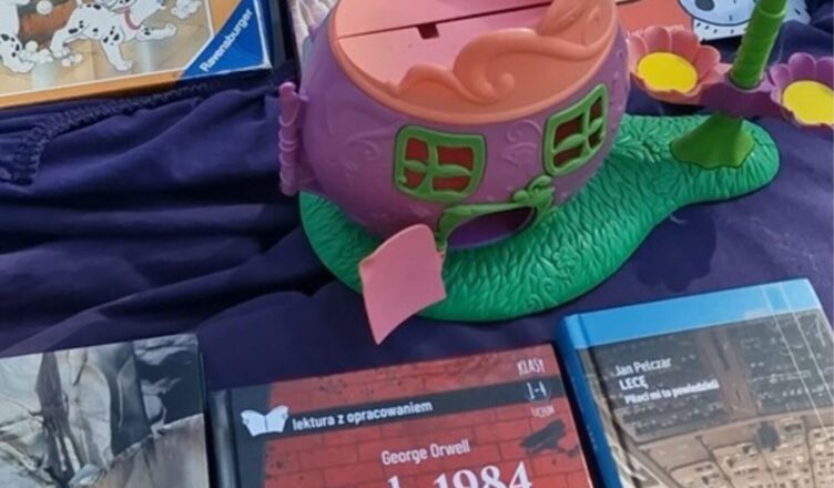 Wyprzedaż garażowa w Markach