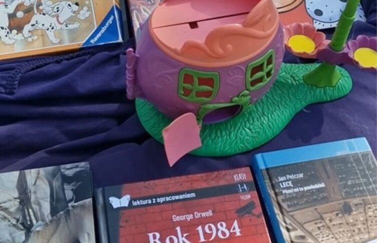 Wyprzedaż garażowa w Markach