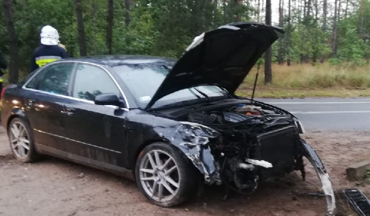 Spowodował wypadek i uciekł z pasażerką - zostali szybko odnalezieni
