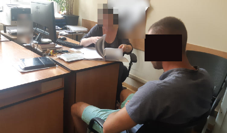 Zaatakował innego mężczyznę maczetą - to było tylko jedno z przewinień 24-latka