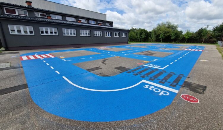 Miasteczko rowerowe przy SP w Klembowie