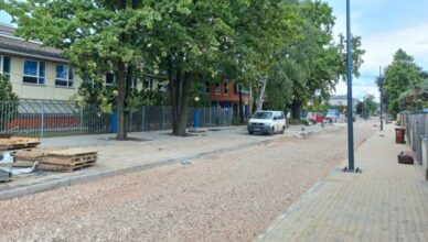 Zielonka - powstają chodniki w Łukasińskiego Długosza i Poniatowskiego