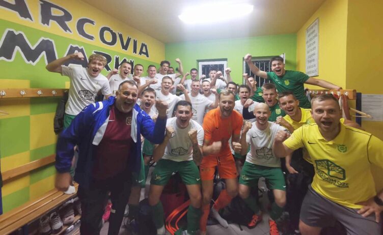 Marcovia Marki - Drogowiec Jedlińsk 3:0 (2:0)