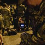 Żołnierze 5 MBOT z sojusznikami NATO na Norwegian Foot March