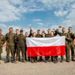 Żołnierze 5 MBOT z sojusznikami NATO na Norwegian Foot March