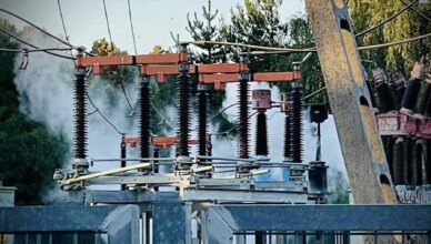 Pożar dużej stacji transformatorowej