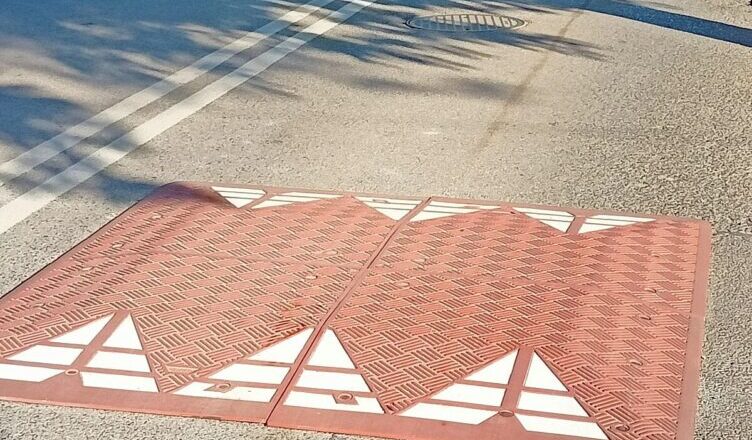 Marki - zwolnij przy ul. Szkolnej