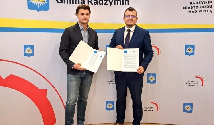 Radzymin - umowa na rozbudowę ul. kpt. Rogowskiego i ul. Strażackiej w Mokrem podpisana